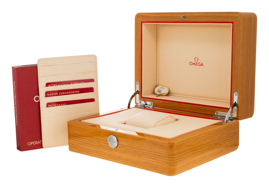 Omega Planet Ocean 215.30.46.51.01.001